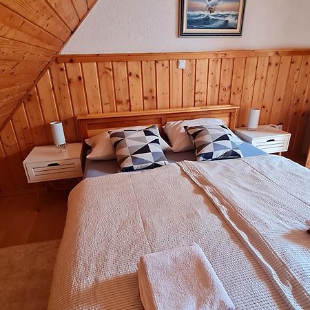 Kuca Za Odmor Hodak Plitvicka Jezera Exterior photo